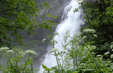Tosende Wassermaßen